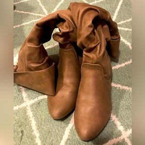 Boots, brown, size 7